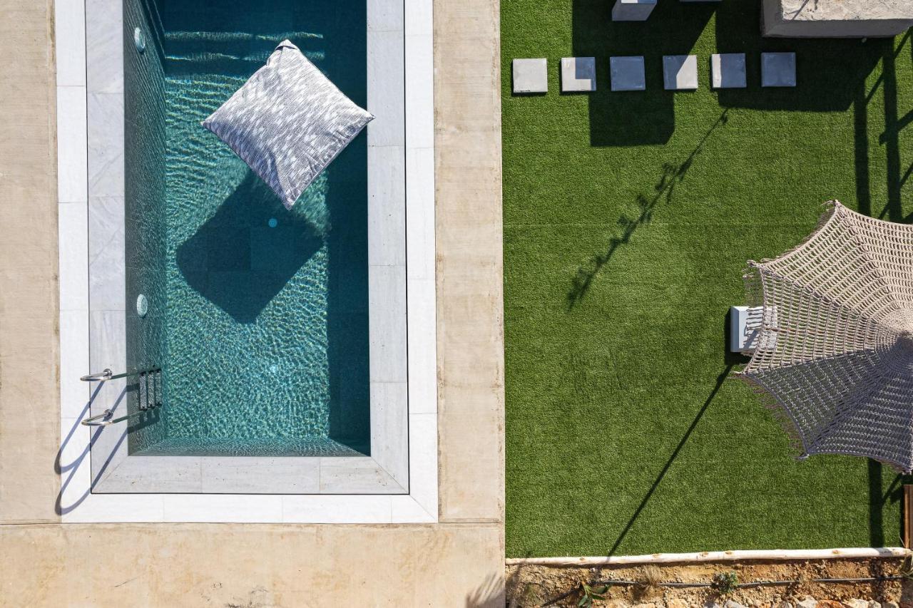 Carob Villas, An Eco-Friendly Hideaway Sissi  Bagian luar foto