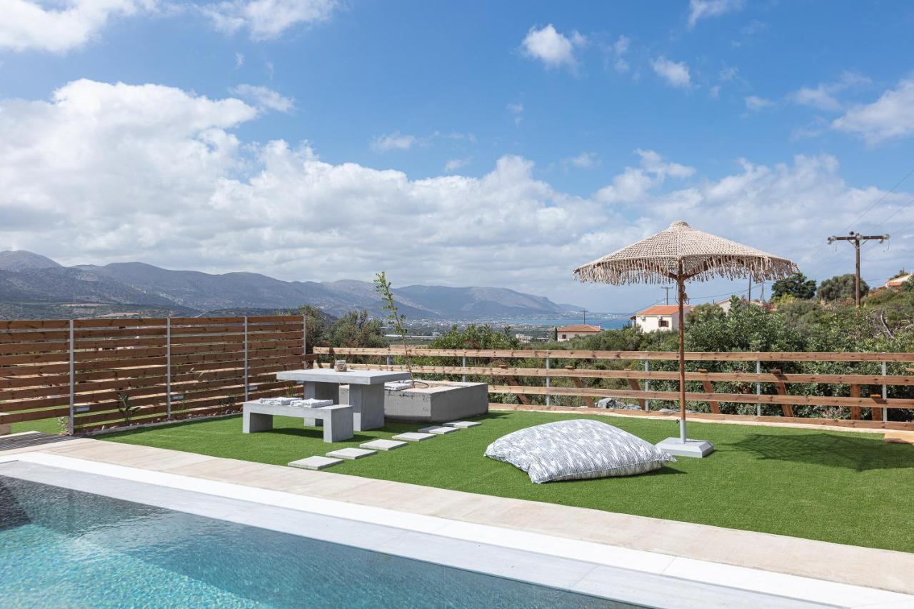 Carob Villas, An Eco-Friendly Hideaway Sissi  Bagian luar foto