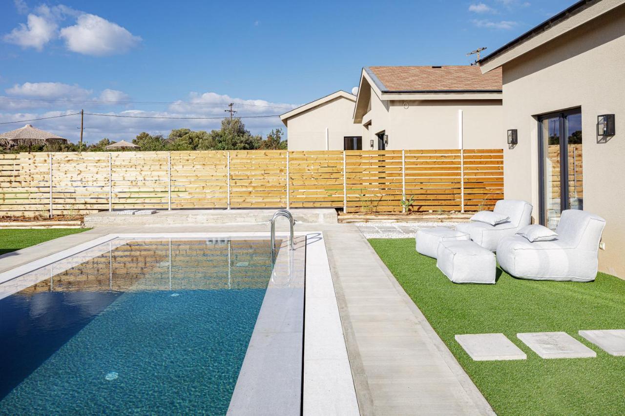 Carob Villas, An Eco-Friendly Hideaway Sissi  Bagian luar foto