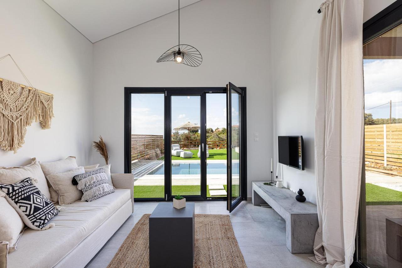 Carob Villas, An Eco-Friendly Hideaway Sissi  Bagian luar foto